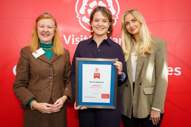 World of Wedgwood Marketing Team accepting the Best Welcome Award