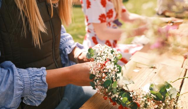 Flower crown workshop